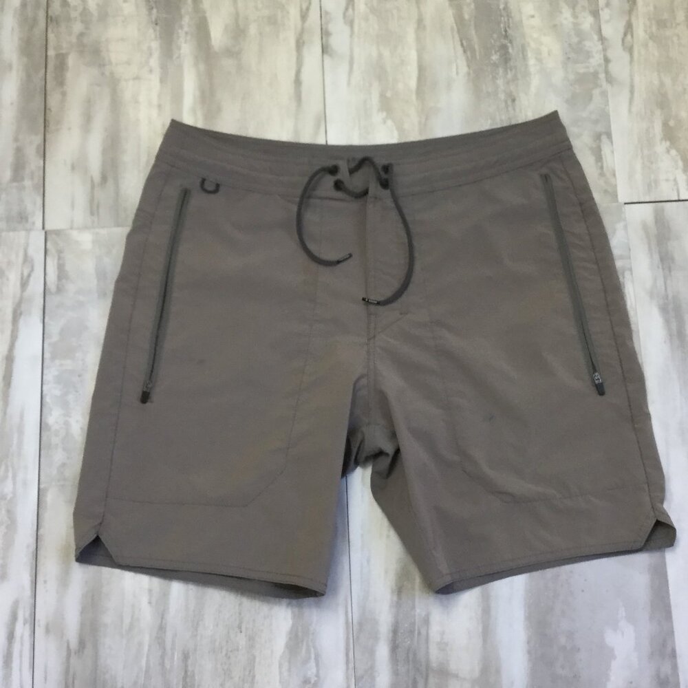 Roark Men's Gray Utility Drawstring Shorts